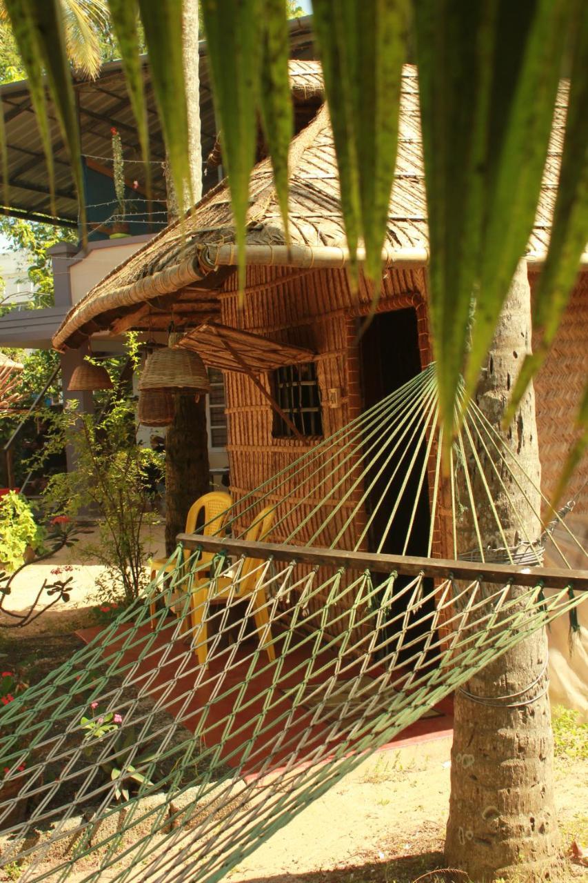 Elara Beach View Homestay Alappuzha Exteriör bild