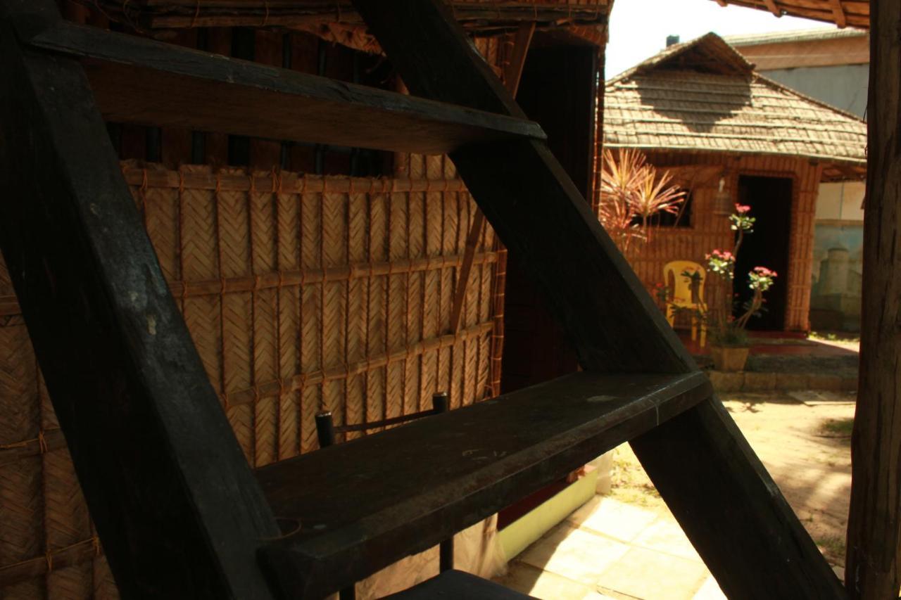 Elara Beach View Homestay Alappuzha Exteriör bild