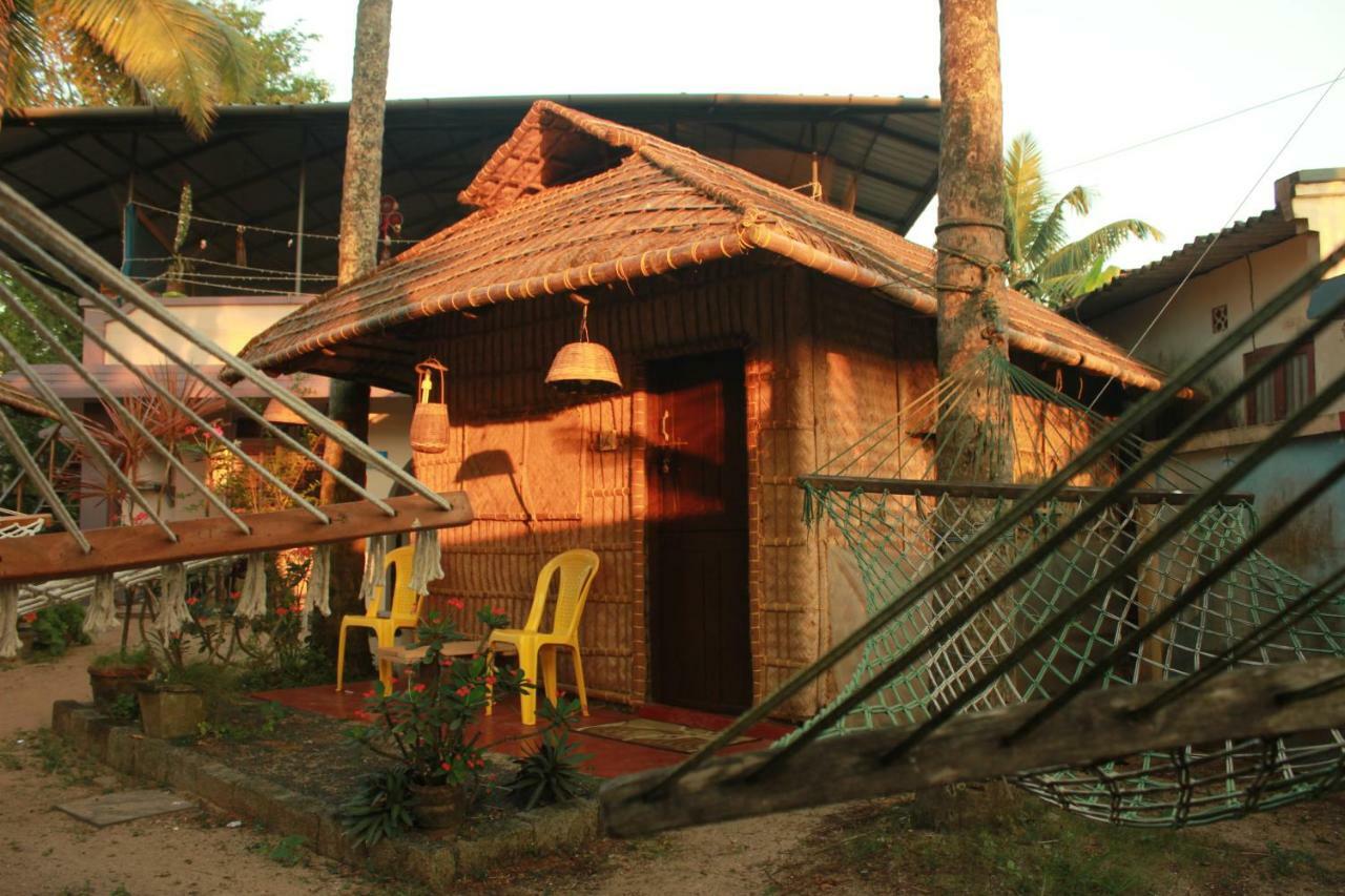 Elara Beach View Homestay Alappuzha Exteriör bild